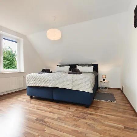 Apartment Inikama: Designer Im Gruenen - Netflix