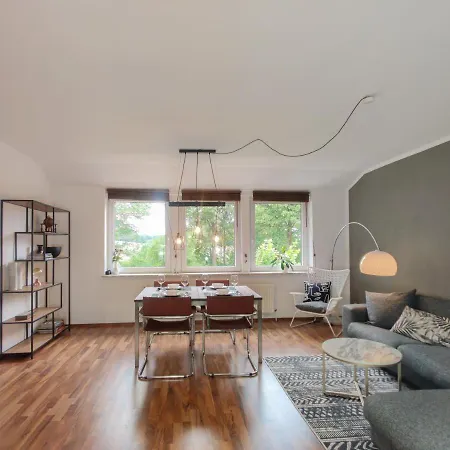 Apartment Inikama: Designer Im Grünen – Netflix Rosengarten (Lower-Saxony)